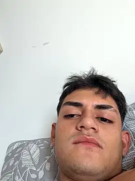 Snapshot of Monson_cl2 chatting on October 17, 8:44 pm Monson cl2 online show from October 17, 8:44 pm