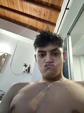 Snapshot of Monson_cl2 chatting on February 17, 2:19 am Monson cl2 online show from February 17, 2:19 am