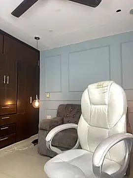 Rose monroee online show from March 21, 7:39 pm