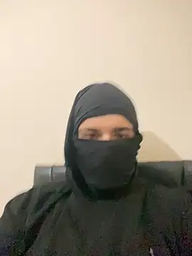 Snapshot of asteo2020 chatting on October 3, 8:28 pm asteo2020 online show from October 3, 8:28 pm