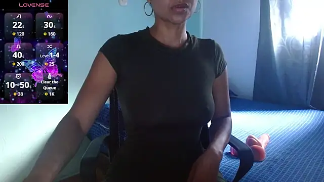 Seductress Malia online show from June 3, 1:03 pm