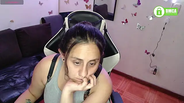 MelRaiise online show from November 13, 1:15 am