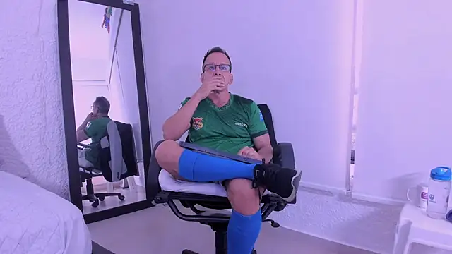  axelking  online show from March 4, 11:49 am