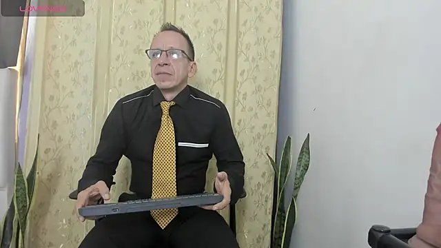  axelking  online show from July 10, 11:46 am