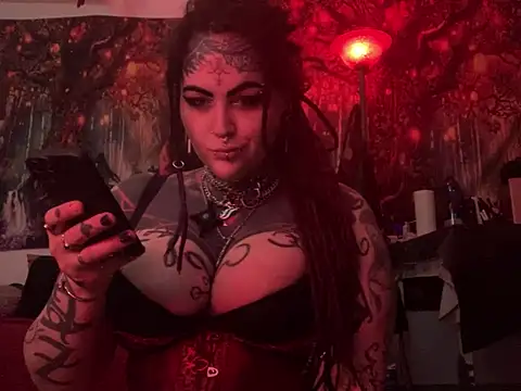 Snapshot of nyxvelon chatting on February 18, 9:55 pm nyxvelon online show from February 18, 9:55 pm