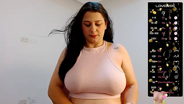 Snapshot of sweet_monsalve37 chatting on June 20, 12:08 pm sweet monsalve37 online show from June 20, 12:08 pm