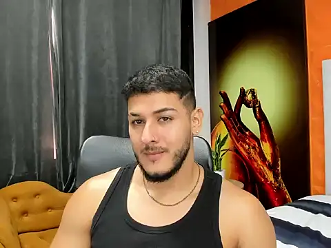 jasonshaw25 online show from December 15, 5:28 pm