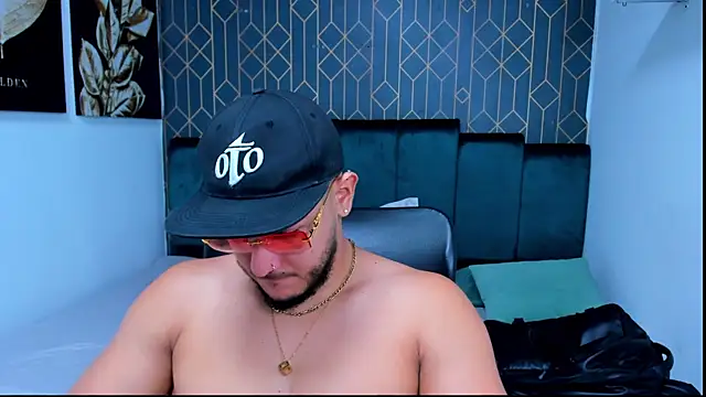 jasonshaw25 online show from January 9, 4:54 pm