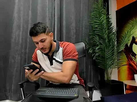 jasonshaw25 online show from February 21, 5:47 pm