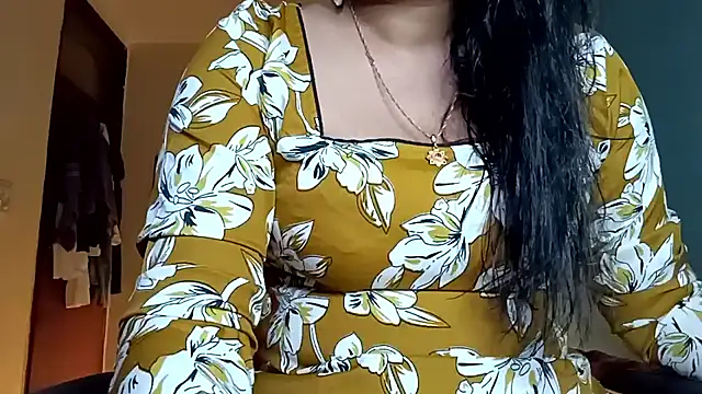 horny milf couple online show from May 31, 6:04 pm