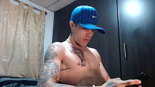 imsammytop online show from February 5, 11:42 pm