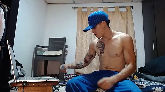 imsammytop online show from February 7, 11:08 pm