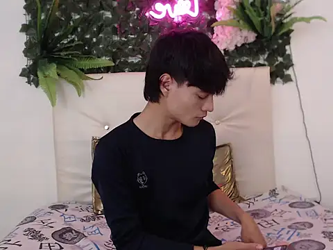 alex russo   online show from October 22, 3:40 am