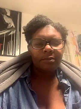 ThickChick94 online show from October 24, 11:45 pm