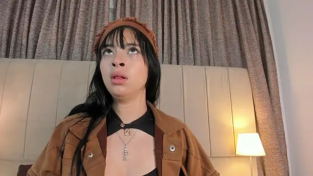 alahia hank online show from October 17, 6:43 pm