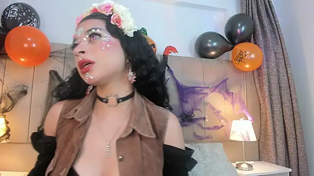 alahia hank online show from October 31, 7:04 pm