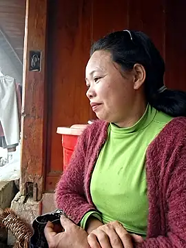 miomio-12 online show from February 23, 1:47 am