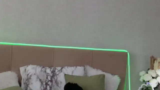 Snapshot of DianaRizz chatting on November 3, 5:42 am DianaRizz online show from November 3, 5:42 am