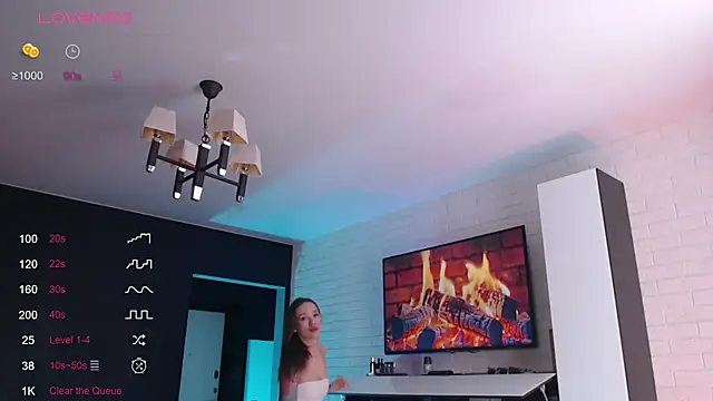 Jade Lumin online show from October 13, 10:37 am