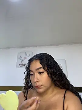 Snapshot of miss_ashley1_ chatting on October 15, 11:43 am miss ashley1 online show from October 15, 11:43 am