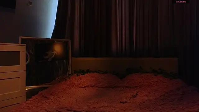 Snapshot of BelyingDentin chatting on April 5, 2:47 pm BelyingDentin online show from April 5, 2:47 pm