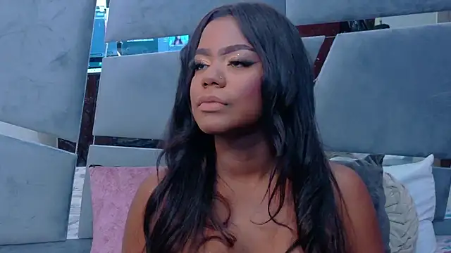 LorraiineJohnson online show from November 6, 7:59 pm