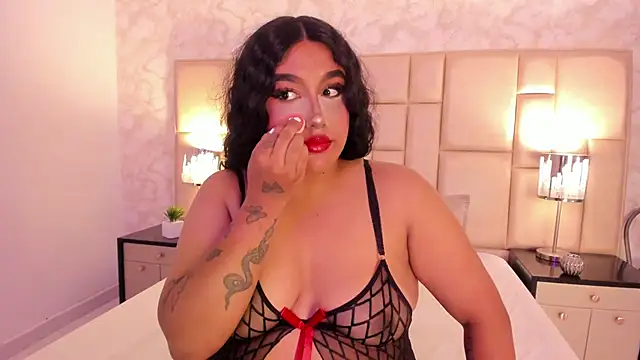 Snapshot of CatalinaCoopper chatting on October 20, 4:24 am CatalinaCoopper online show from October 20, 4:24 am