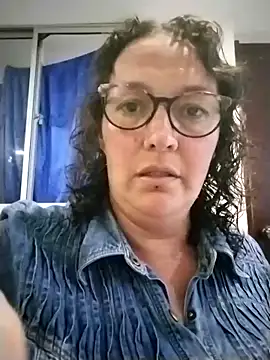 -saraqueen- online show from October 15, 9:59 pm