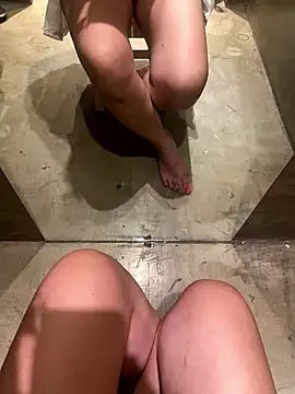 melisss2 online show from December 16, 3:50 pm