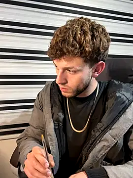 noah red online show from October 26, 3:34 am