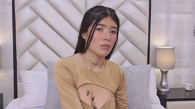 Snapshot of CristalShayy chatting on February 28, 12:06 pm CristalShayy online show from February 28, 12:06 pm