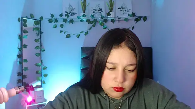 KOREN JALAA online show from February 5, 9:29 pm