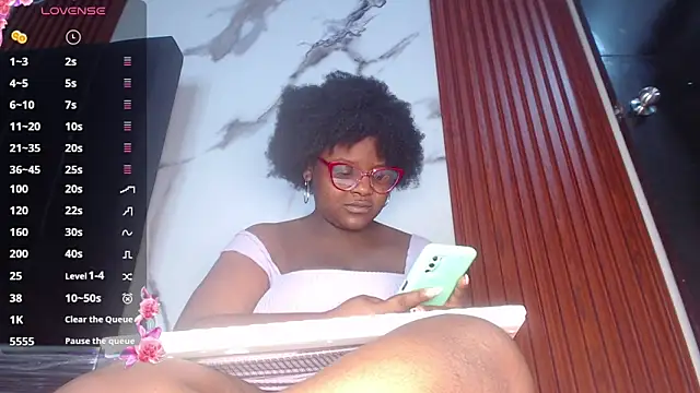 Kim Browns online show from May 26, 2:29 am