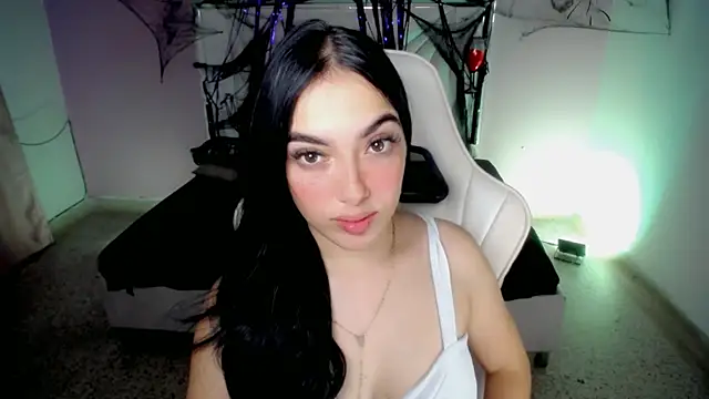 cielooo  online show from October 28, 8:11 pm