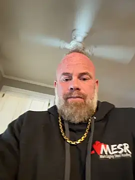Snapshot of Muscledick40 chatting on March 8, 9:07 pm Muscledick40 online show from March 8, 9:07 pm