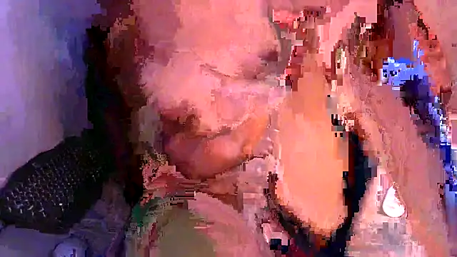 WildnWetMilfX36 online show from December 14, 5:29 pm