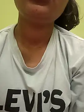 Snapshot of Beautiful_Eye chatting on February 2, 4:49 pm Beautiful Eye online show from February 2, 4:49 pm