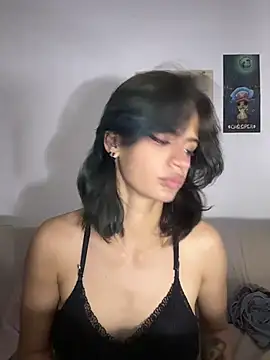 sukulaurens online show from June 26, 4:06 am