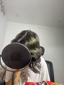 sukulaurens online show from July 20, 3:43 am