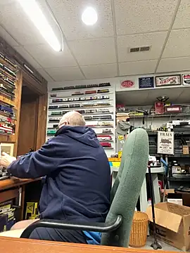 Jcaspen online show from March 4, 2:34 pm