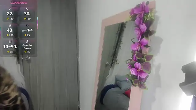 scarlett  m online show from November 26, 11:11 am