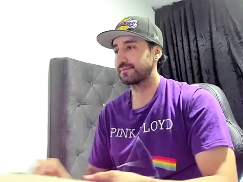 coolfriki online show from October 26, 3:01 am