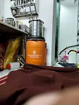 Snapshot of deepti_07 chatting on October 29, 9:11 am deepti 07 online show from October 29, 9:11 am