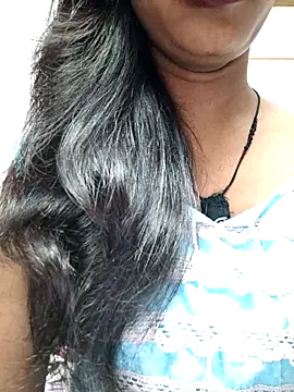 Snapshot of anjali2351 chatting on May 8, 7:57 am anjali2351 online show from May 8, 7:57 am