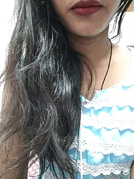 Snapshot of anjali2351 chatting on July 23, 6:22 am anjali2351 online show from July 23, 6:22 am