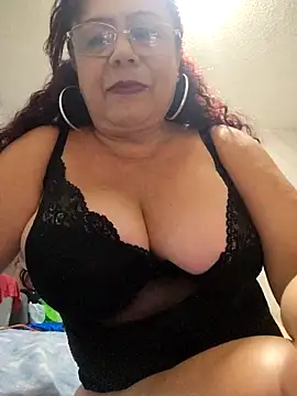 Snapshot of Kamila70 chatting on November 28, 5:54 am Kamila70 online show from November 28, 5:54 am