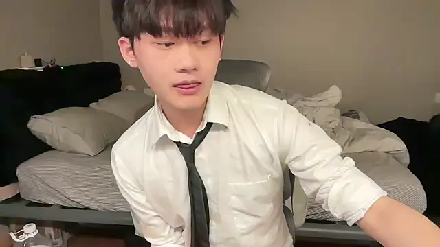 iambennet online show from February 7, 3:05 pm