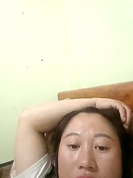 Snapshot of Ducky27021991 chatting on October 7, 6:10 am Ducky27021991 online show from October 7, 6:10 am