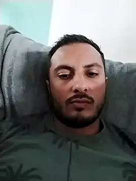 Snapshot of chocoman3 chatting on October 6, 10:23 am chocoman3 online show from October 6, 10:23 am