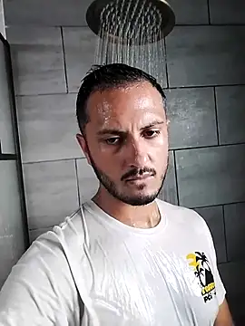 Snapshot of chocoman3 chatting on October 7, 12:35 pm chocoman3 online show from October 7, 12:35 pm